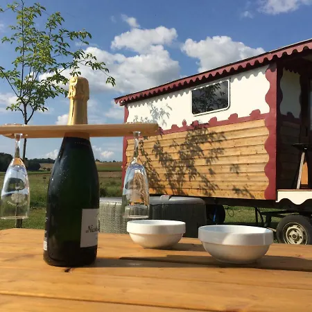 Séjour à la campagne La Roul'hotes Du Quercy